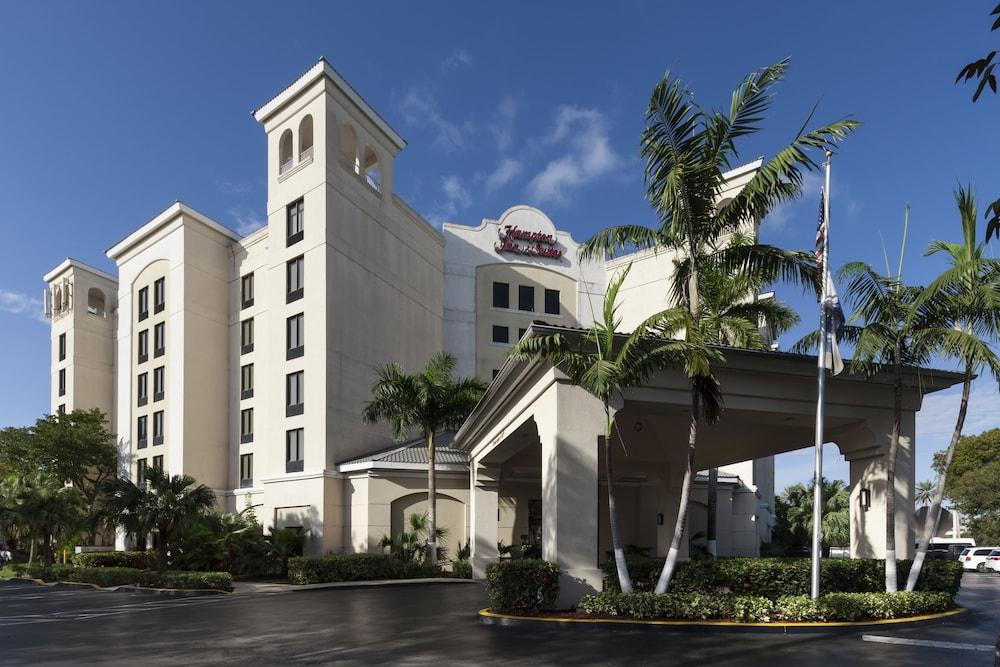 Hampton Inn & Suites Miami-Doral Dolphin Mall Екстериор снимка