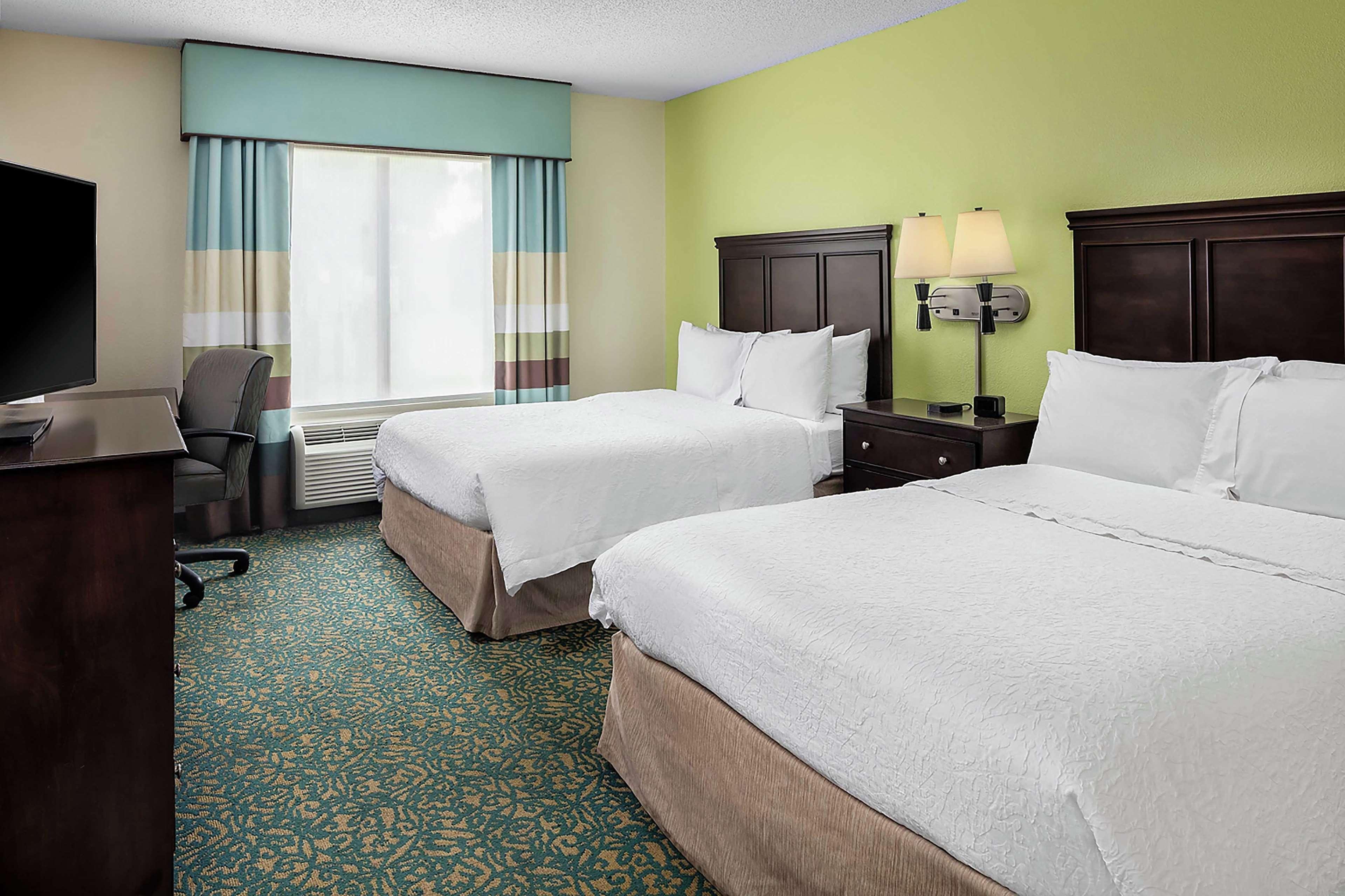 Hampton Inn & Suites Miami-Doral Dolphin Mall Екстериор снимка