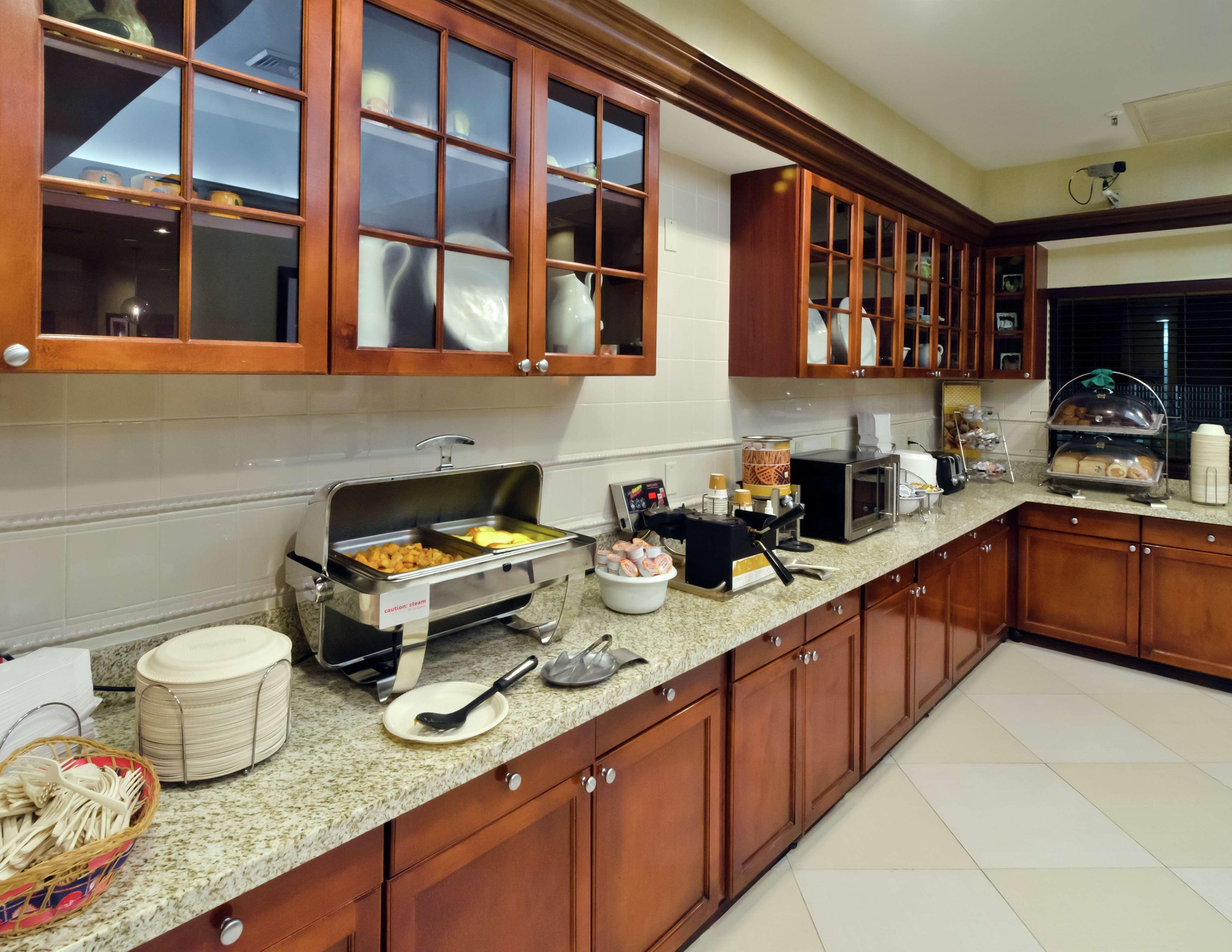 Hampton Inn & Suites Miami-Doral Dolphin Mall Екстериор снимка