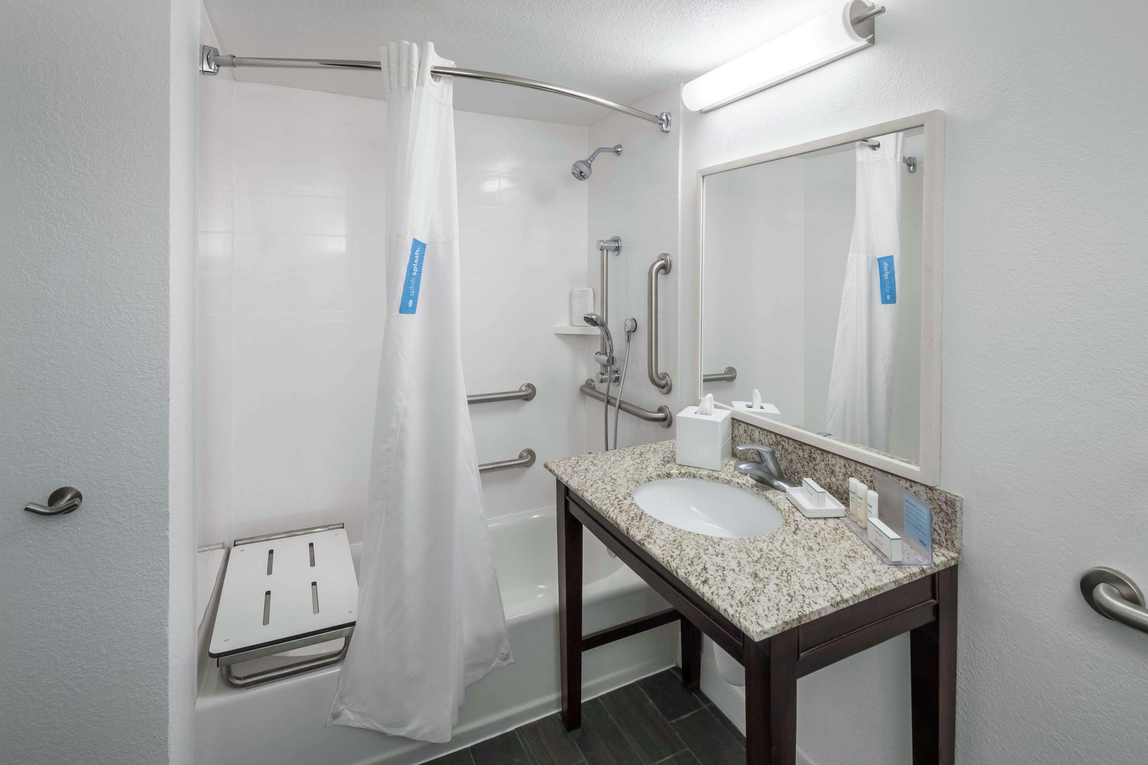 Hampton Inn & Suites Miami-Doral Dolphin Mall Екстериор снимка