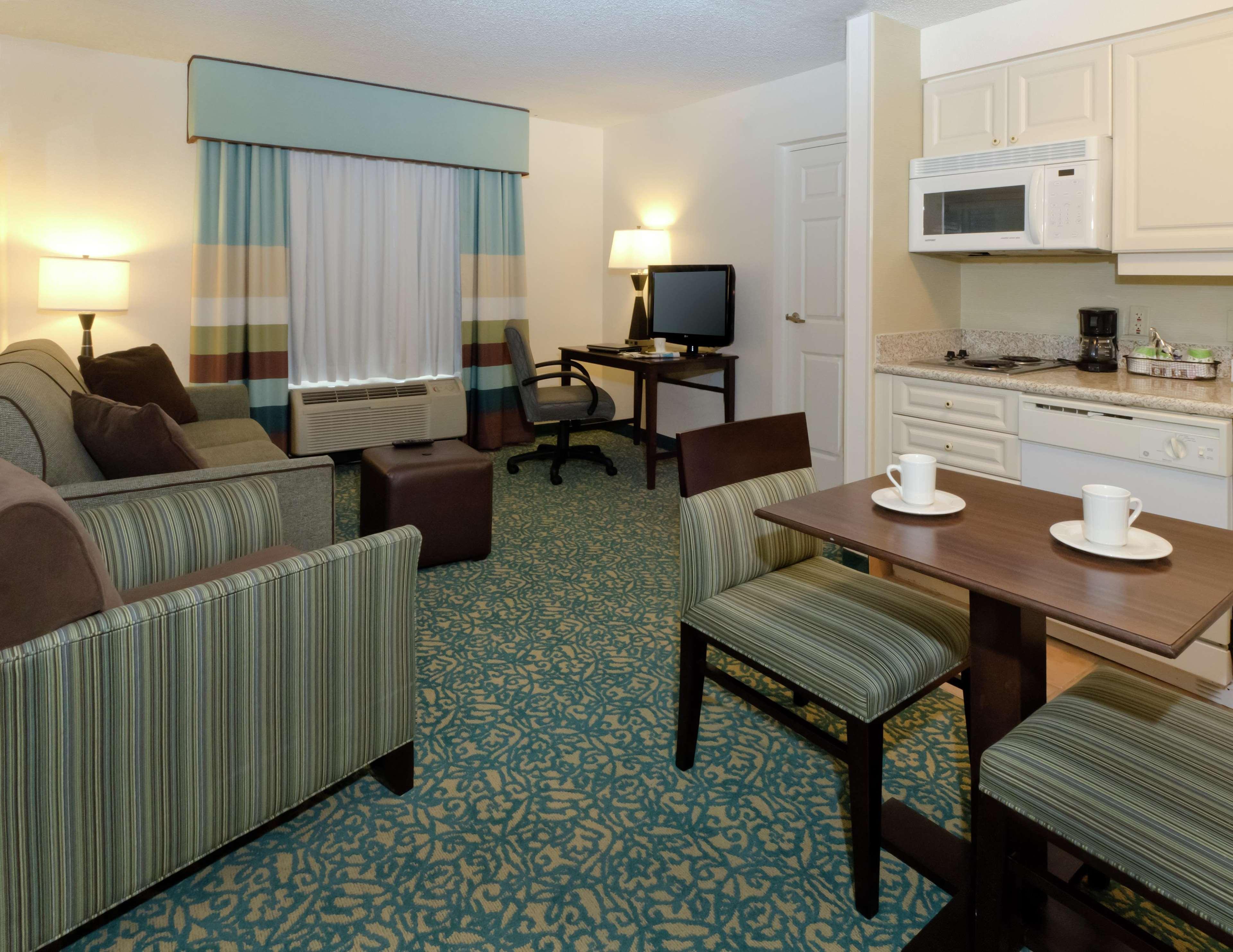 Hampton Inn & Suites Miami-Doral Dolphin Mall Екстериор снимка