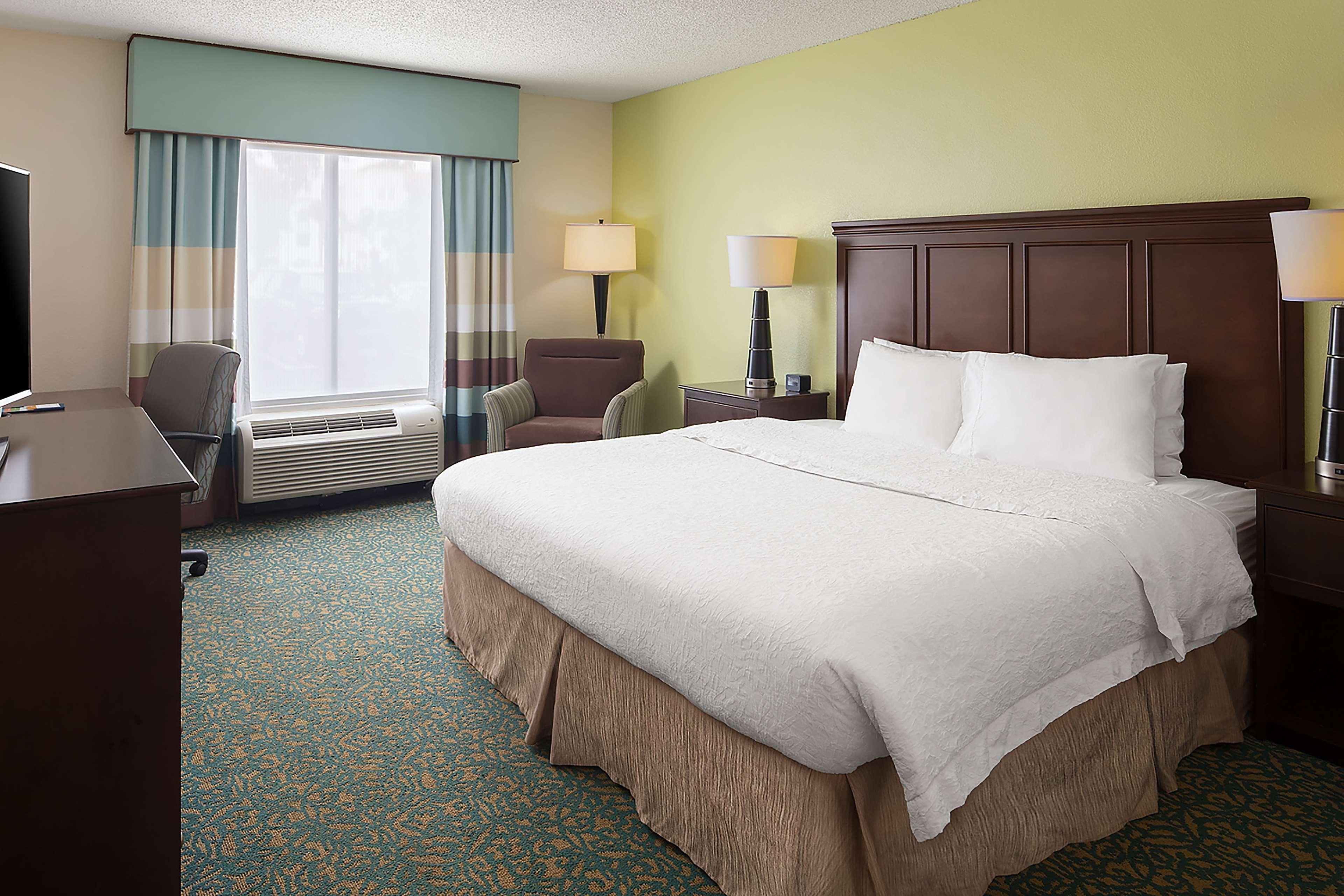 Hampton Inn & Suites Miami-Doral Dolphin Mall Екстериор снимка