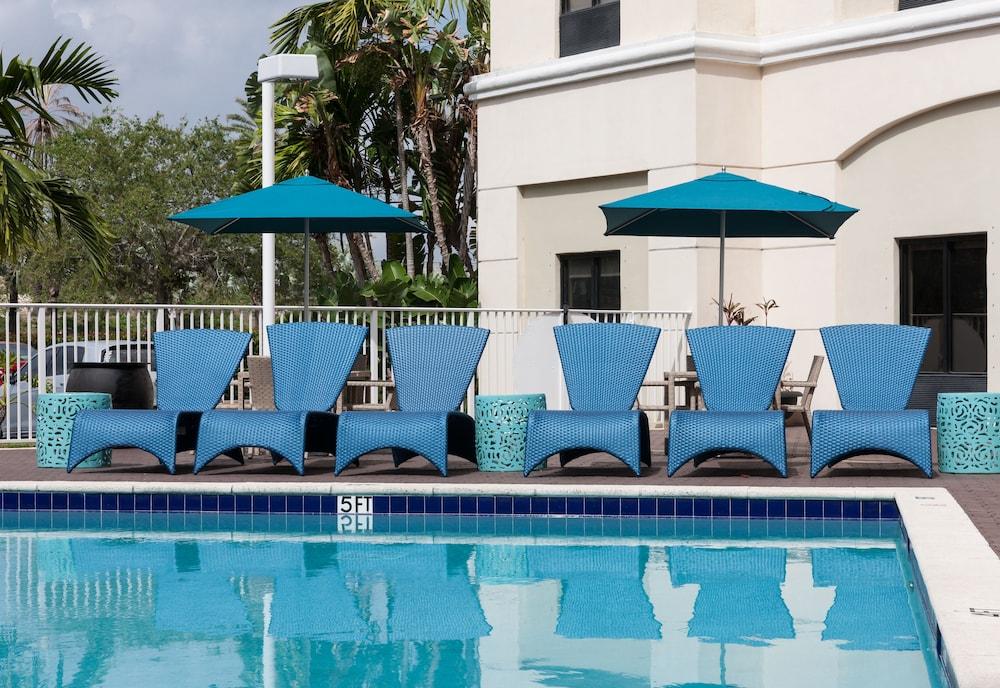 Hampton Inn & Suites Miami-Doral Dolphin Mall Екстериор снимка