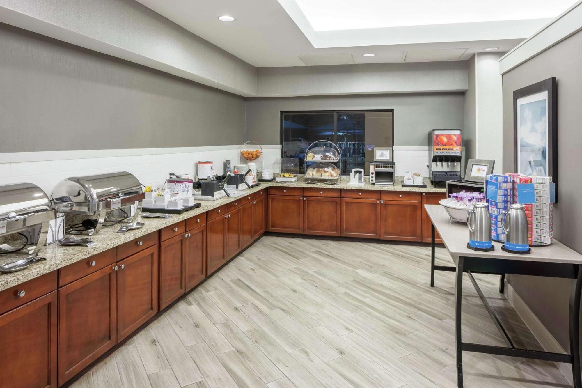Hampton Inn & Suites Miami-Doral Dolphin Mall Екстериор снимка