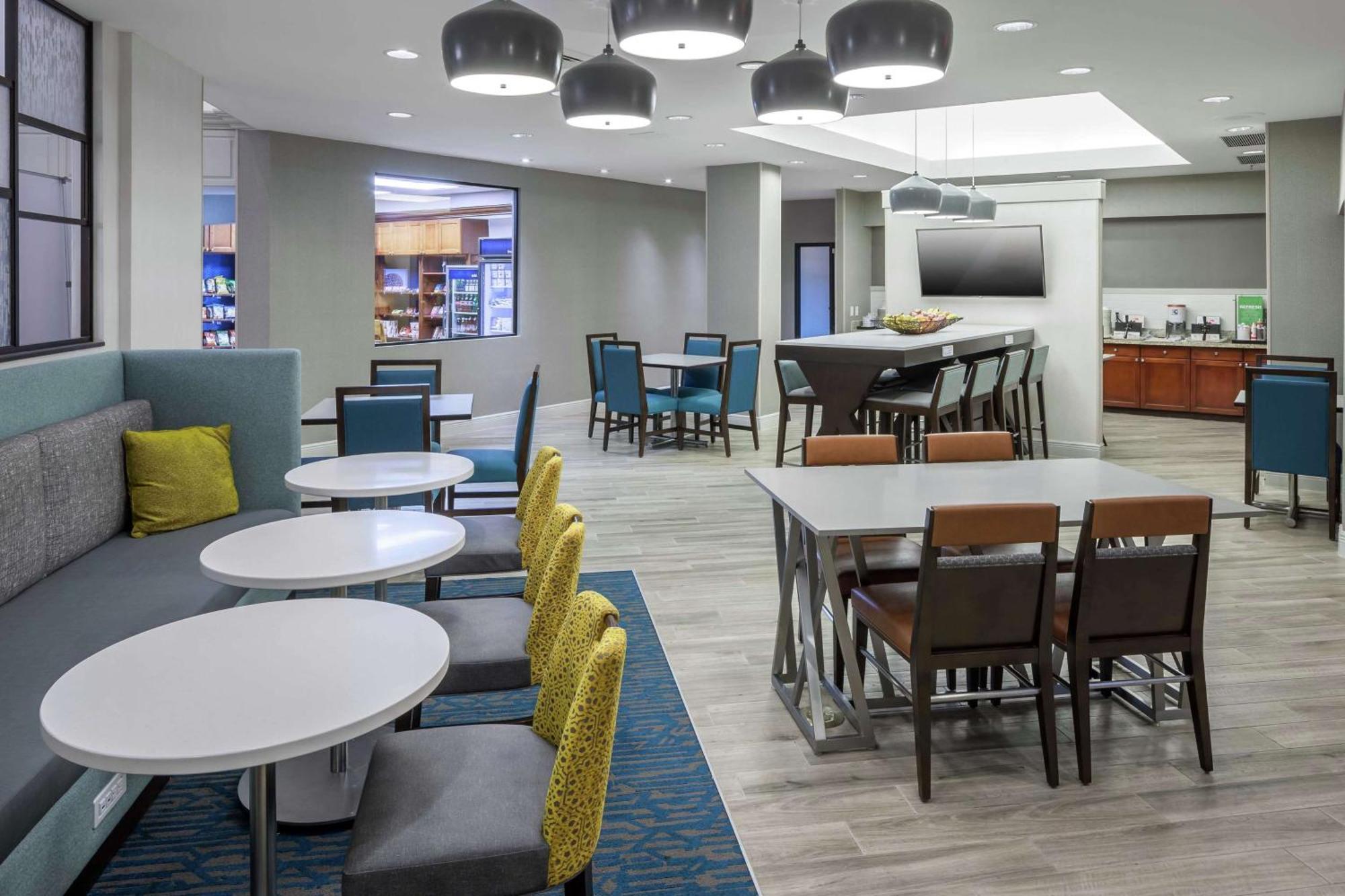Hampton Inn & Suites Miami-Doral Dolphin Mall Екстериор снимка